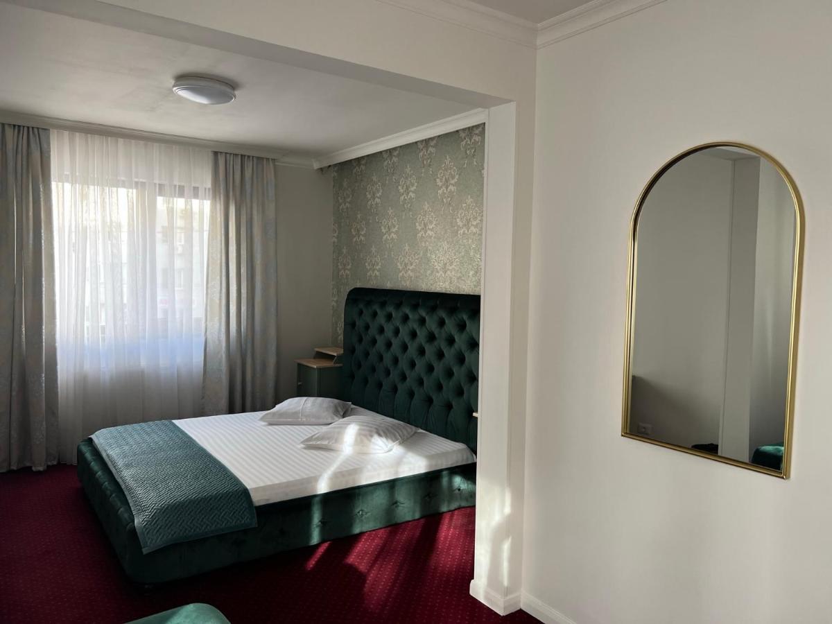 Eden Boutique Accommodation Bucharest Exterior photo