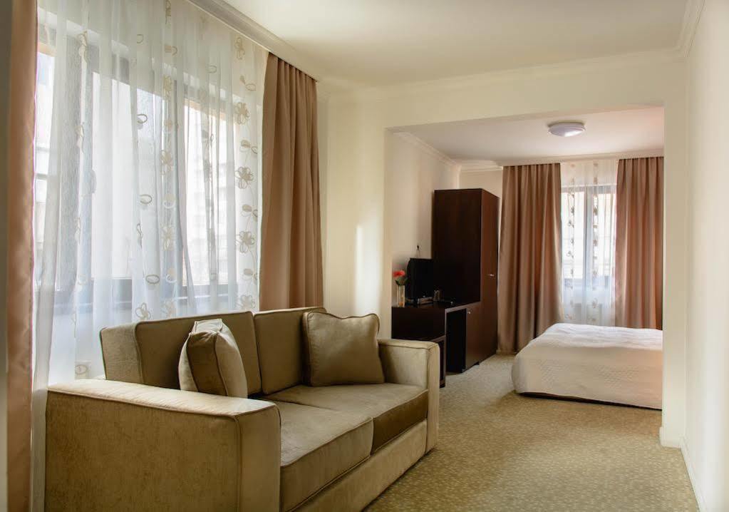 Eden Boutique Accommodation Bucharest Exterior photo